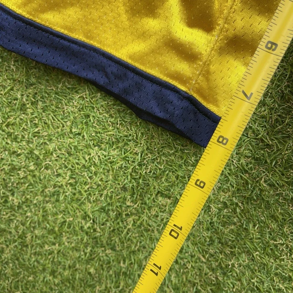 Michigan Wolverines Adidas Shorts Mens Extra Large Team Issued Basketball Y2K